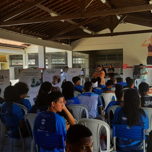 Estudantes das escolas municipais de Aracaju manifestam oposição à possibilidade de uma futura administração de São Cristóvão na região.